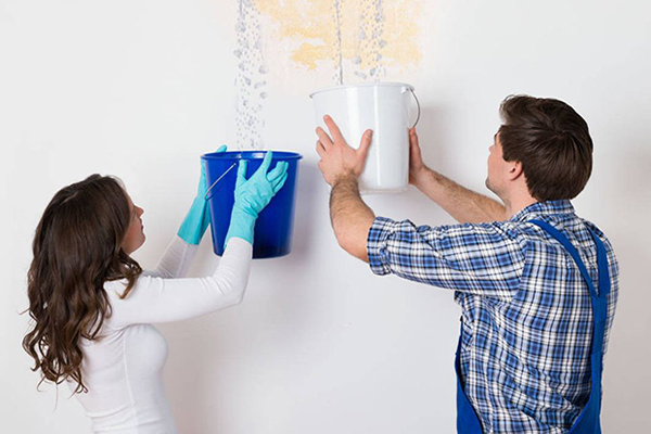 COSA FARE IN CASO DI INFILTRAZIONE DI ACQUA